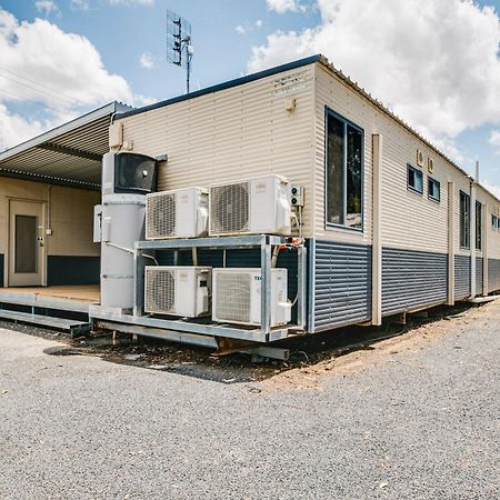 Nyngan Riverside Tourist Park Hotel Exterior photo